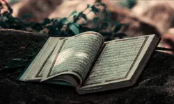 Featured image of post L'importance de comprendre le Coran et d'agir selon lui